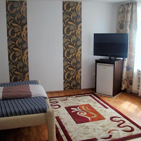 קלוז'-נאפוקה Guest House Andrei מראה חיצוני תמונה