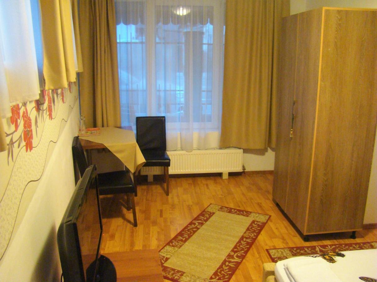 קלוז'-נאפוקה Guest House Andrei מראה חיצוני תמונה